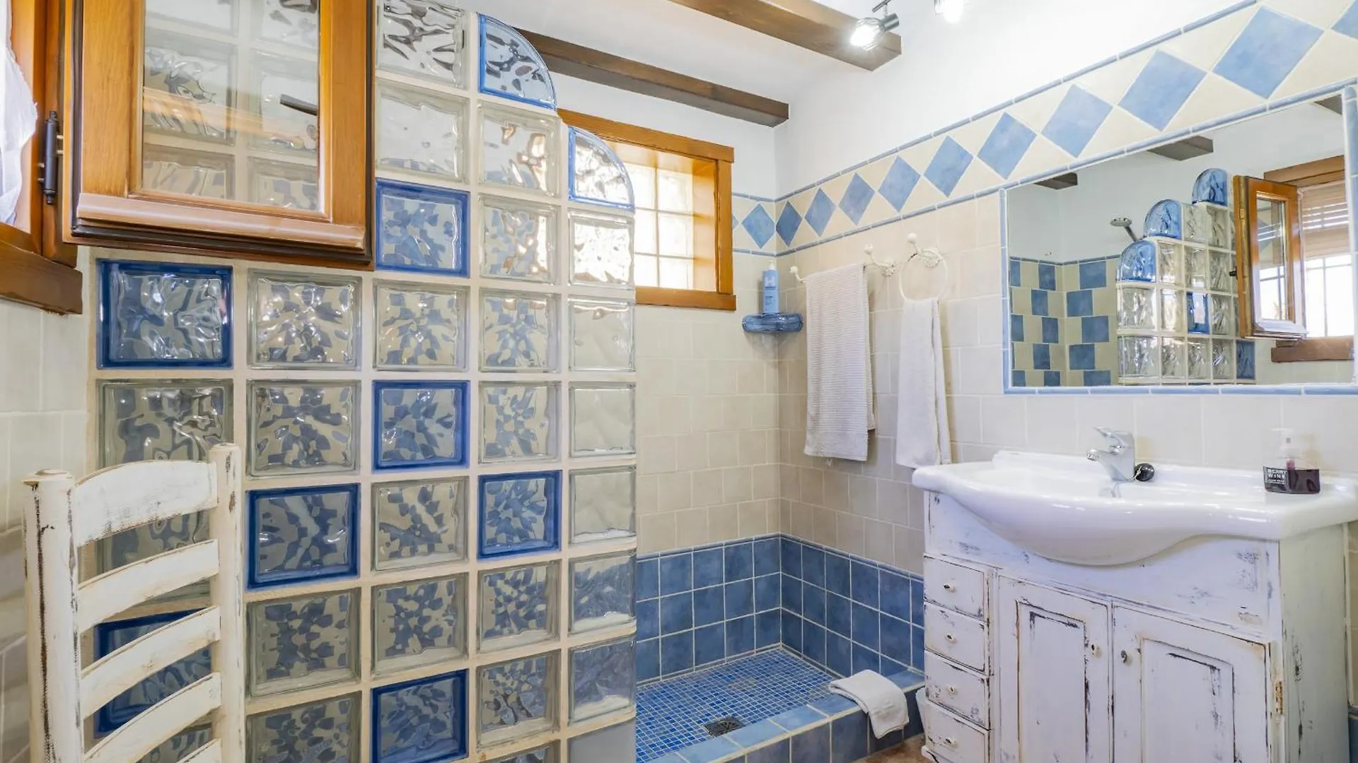 Cubo'S Valame Coin House Town Center Villa